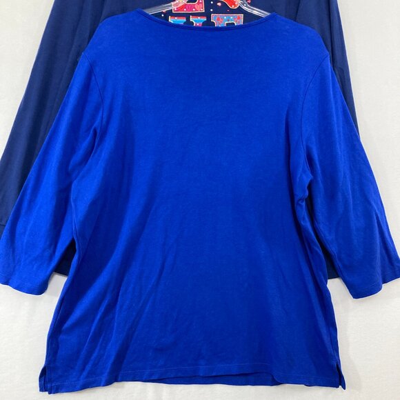 Set of Two Tops Quacker Factory Large Dog Embroidered Festive Holiday - Picture 7 of 11